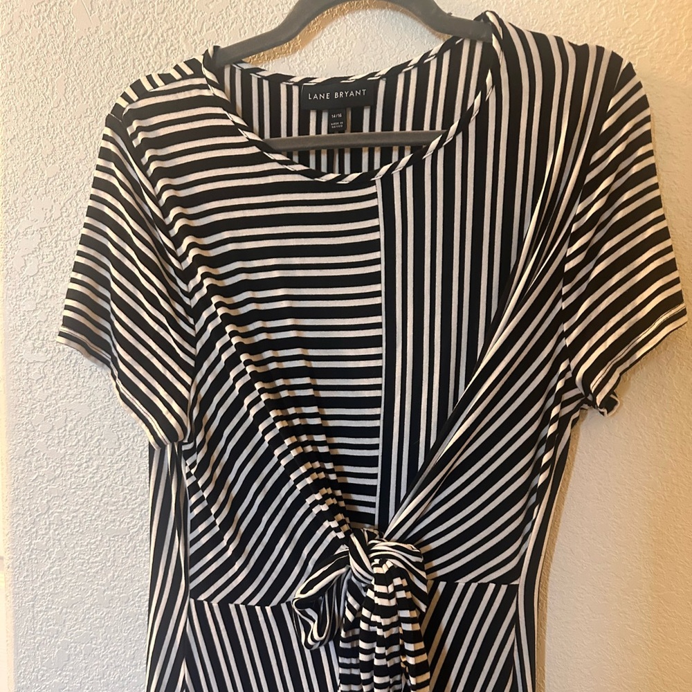 Lane Bryant Dress 14/16Black Striped Maxi Belted Neutral Minimalist Retro Skater